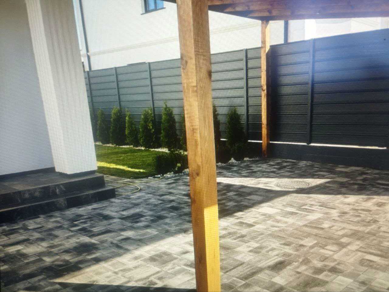 1861894475363732