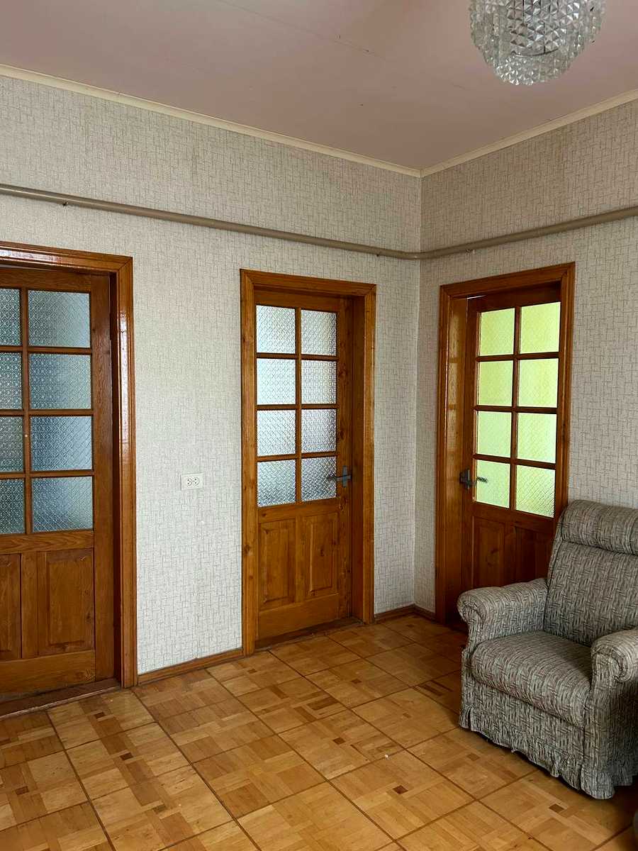 1861895115567173