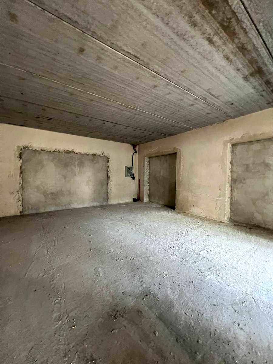 1861896971556370