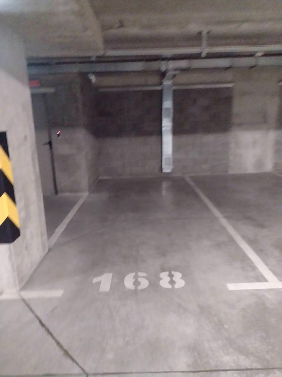 1861902029659625