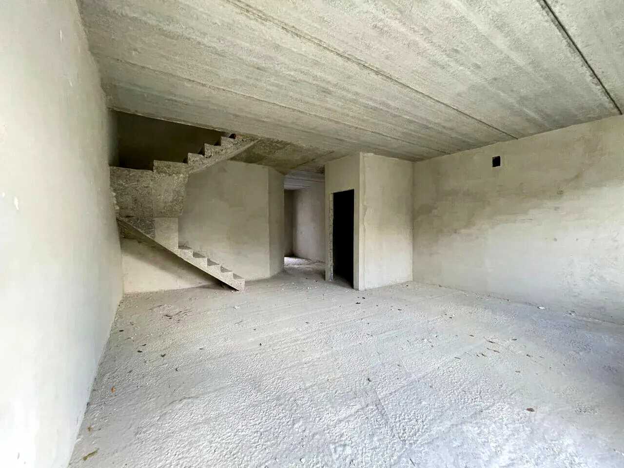 1861903129994700