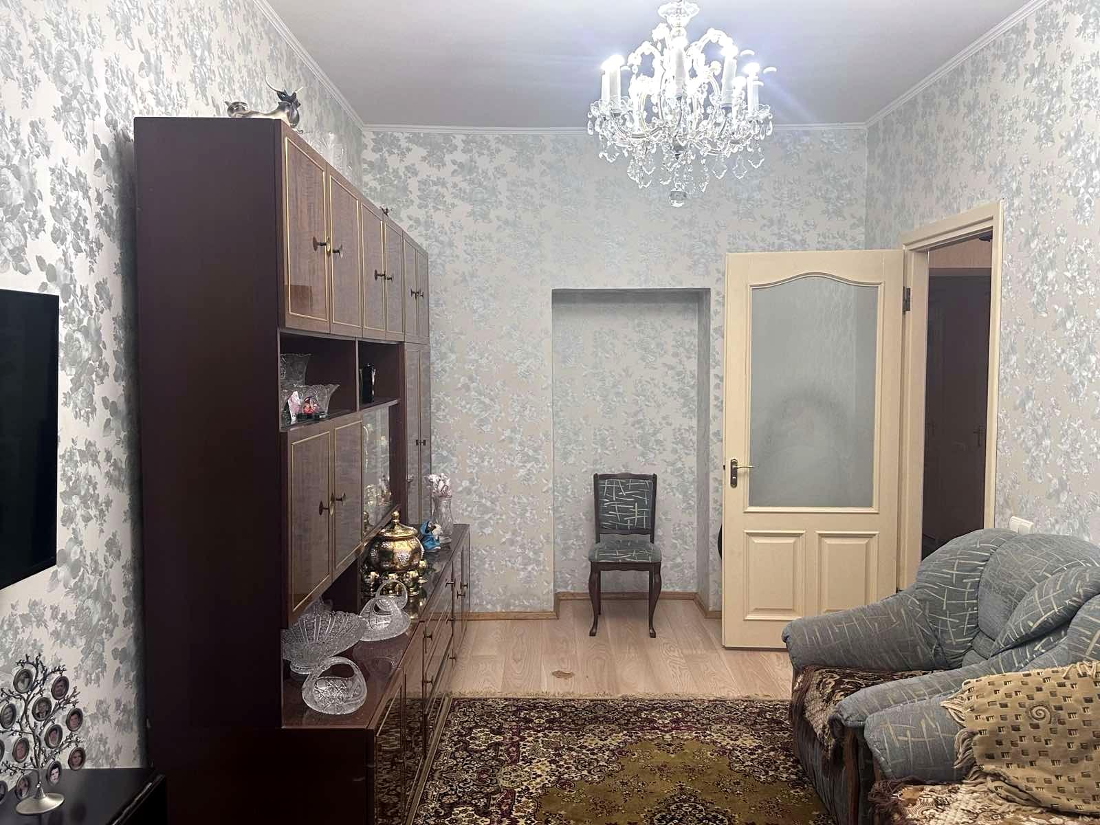 1861907181150423