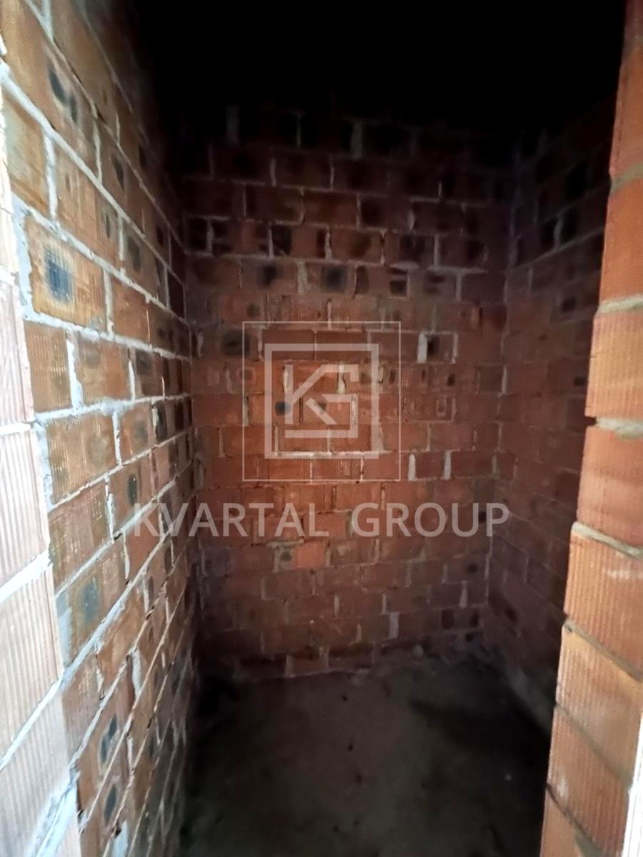 1861907247447683
