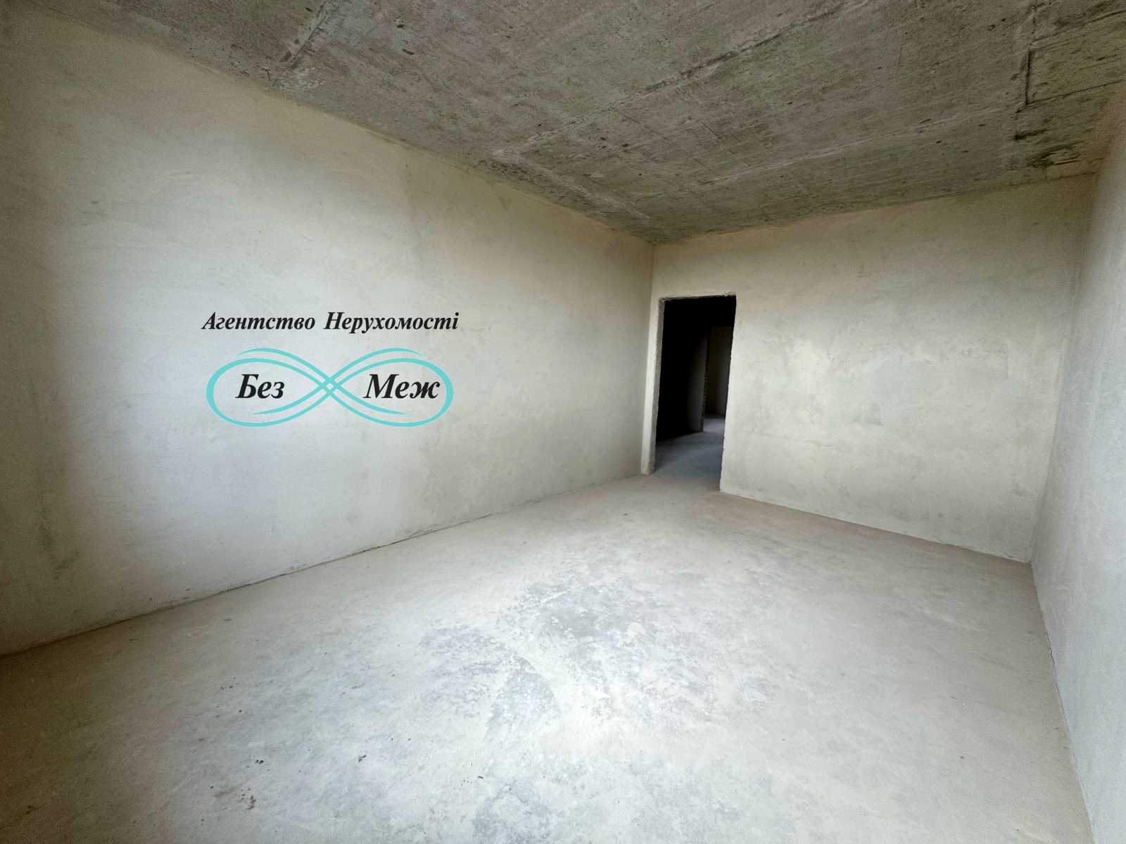 1861908550438328