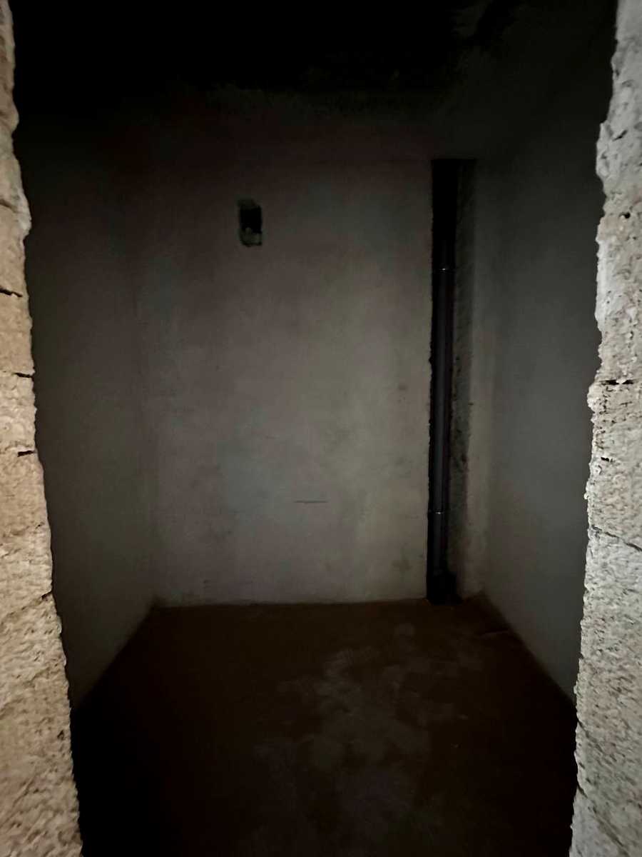 1861913677242301