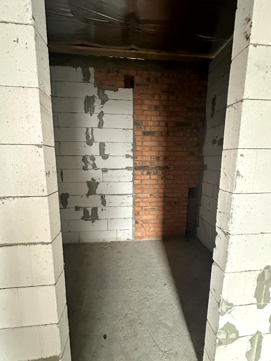 1861921369772325