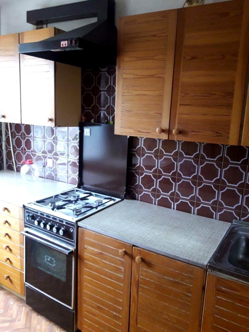 1861986201441968