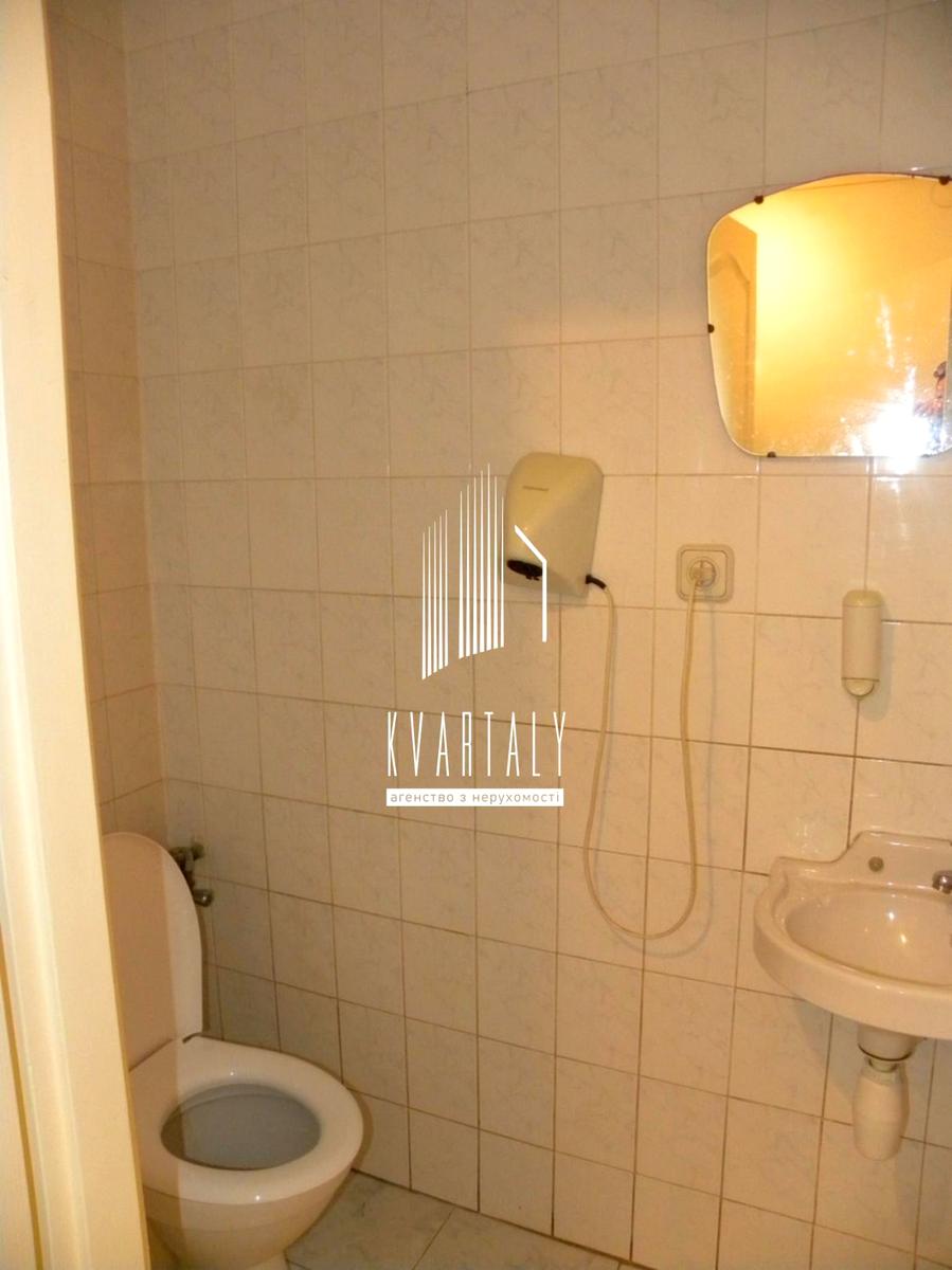 1861988482476672