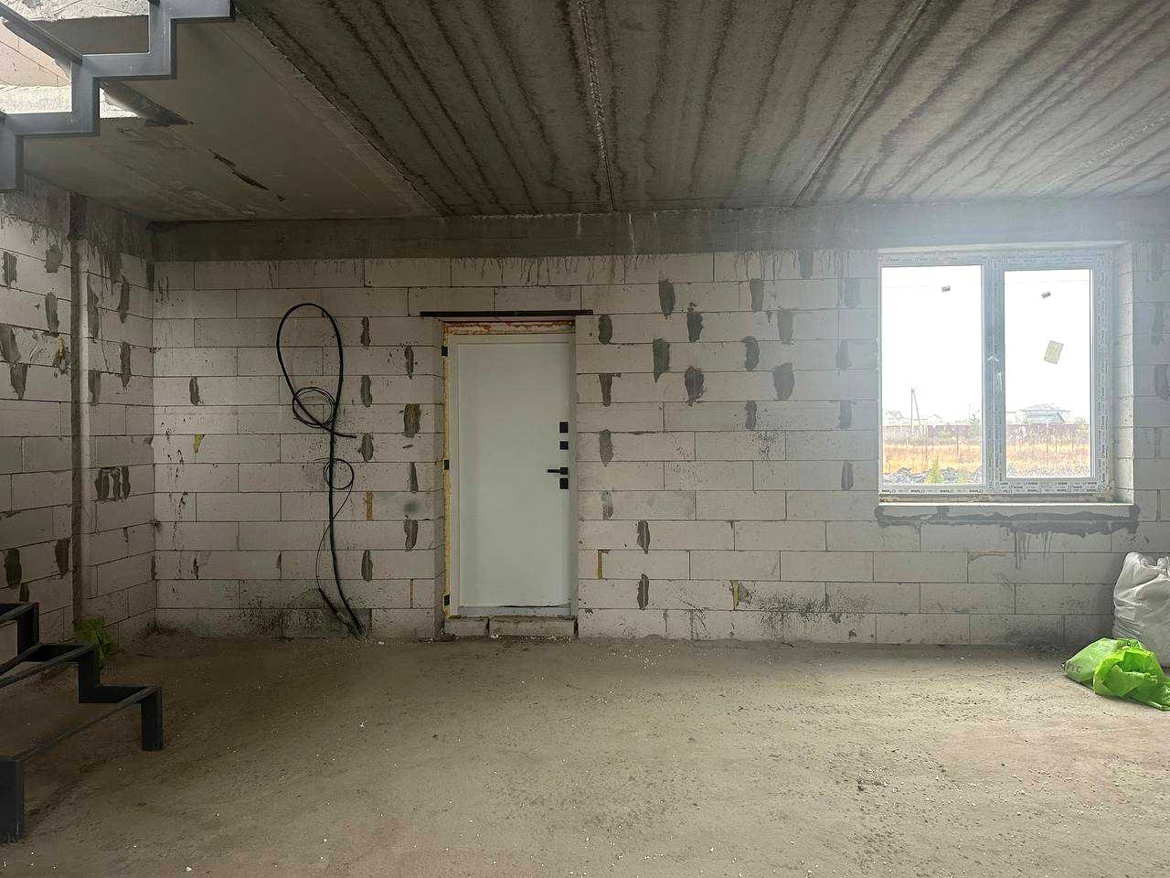 1861993698761525