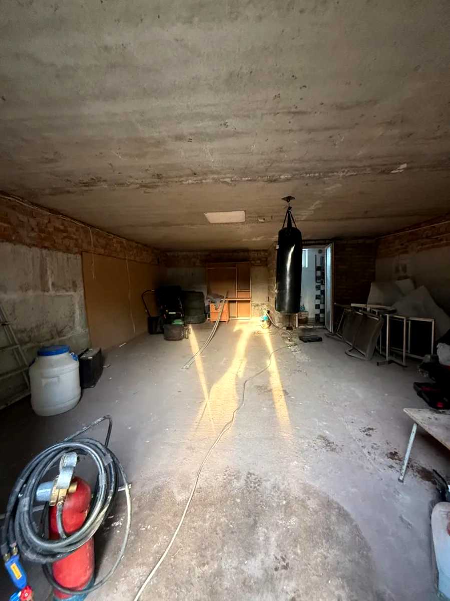 1861998838716756