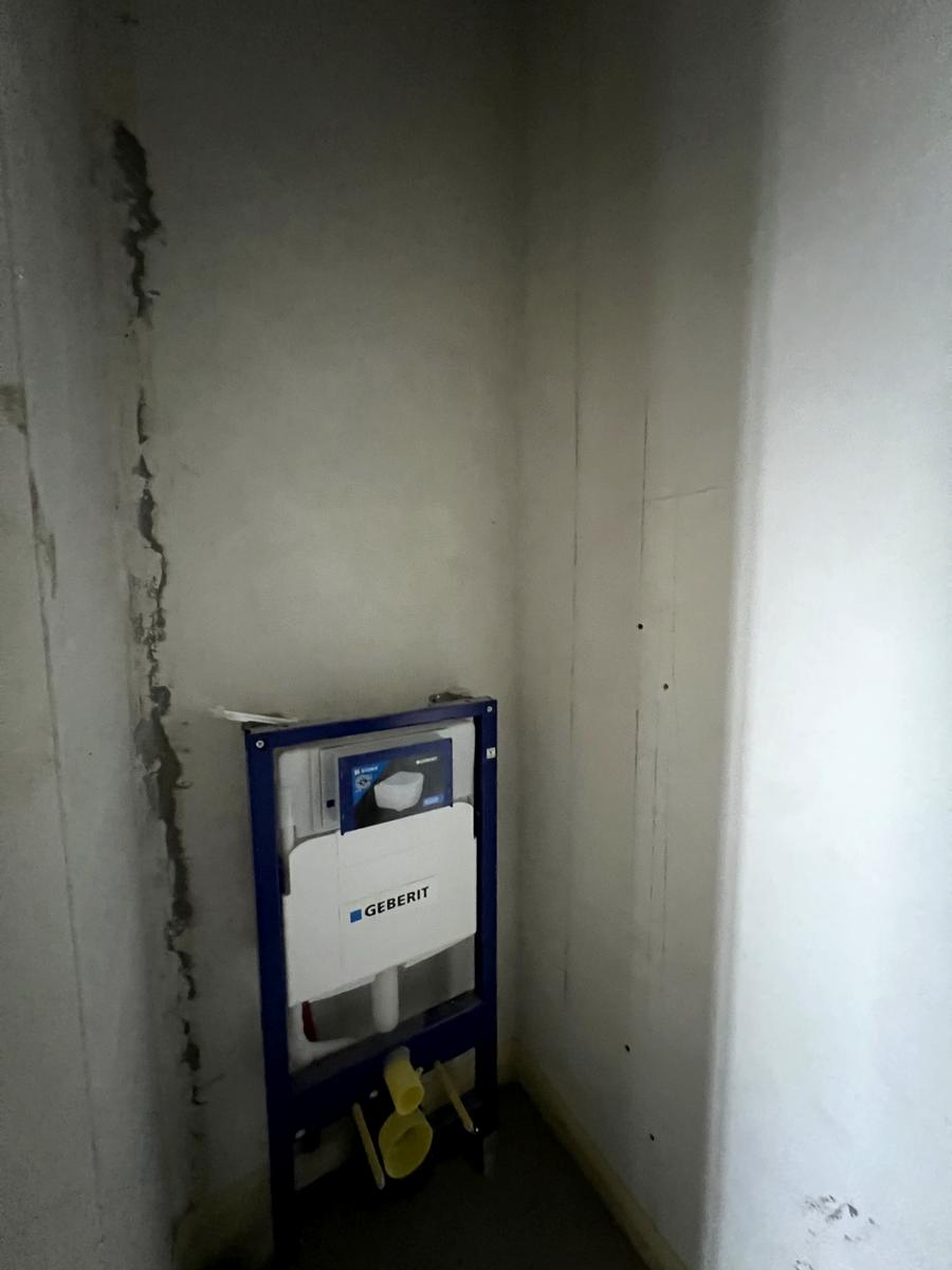 1862005840061989