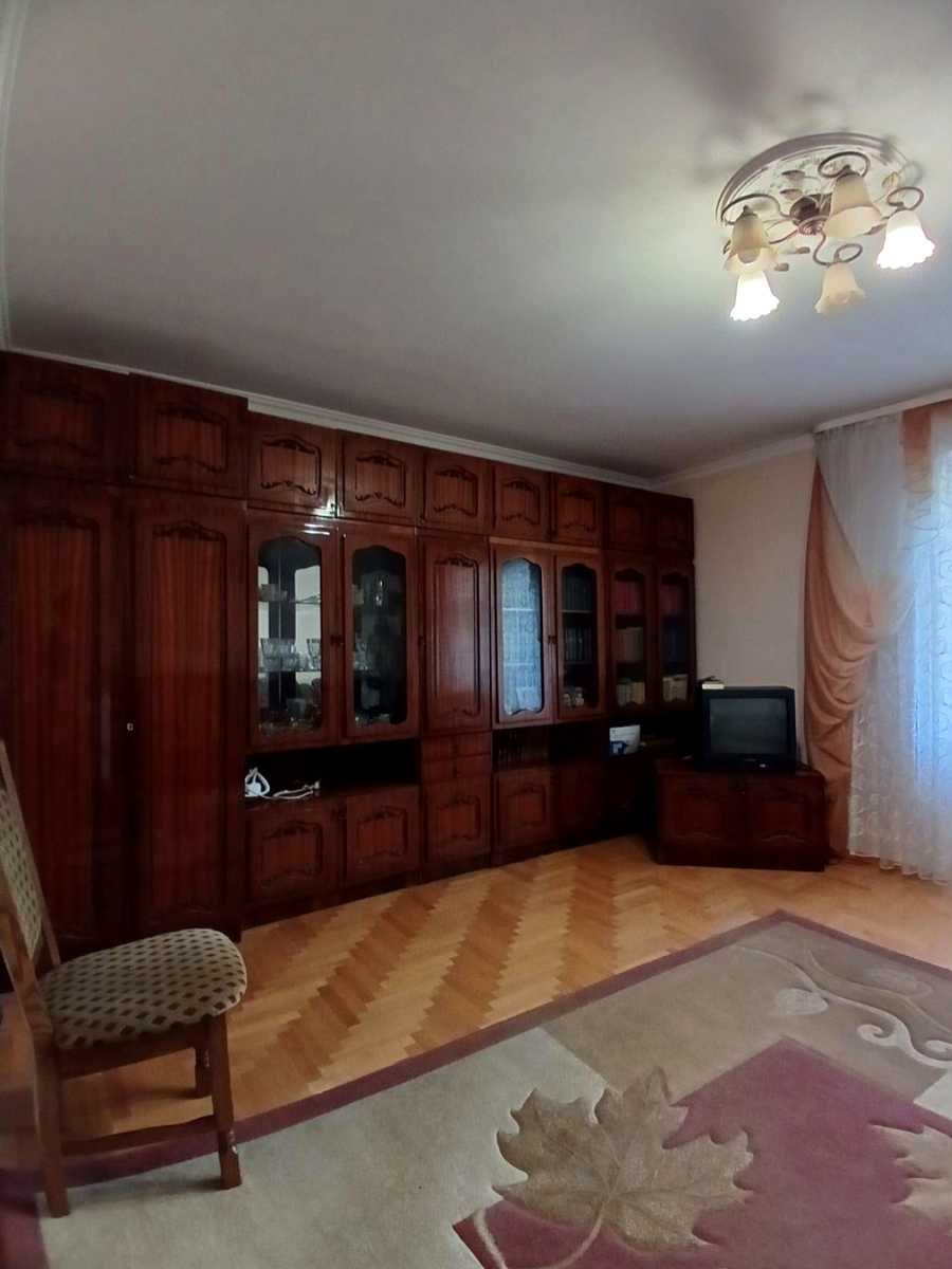 1862008756376739