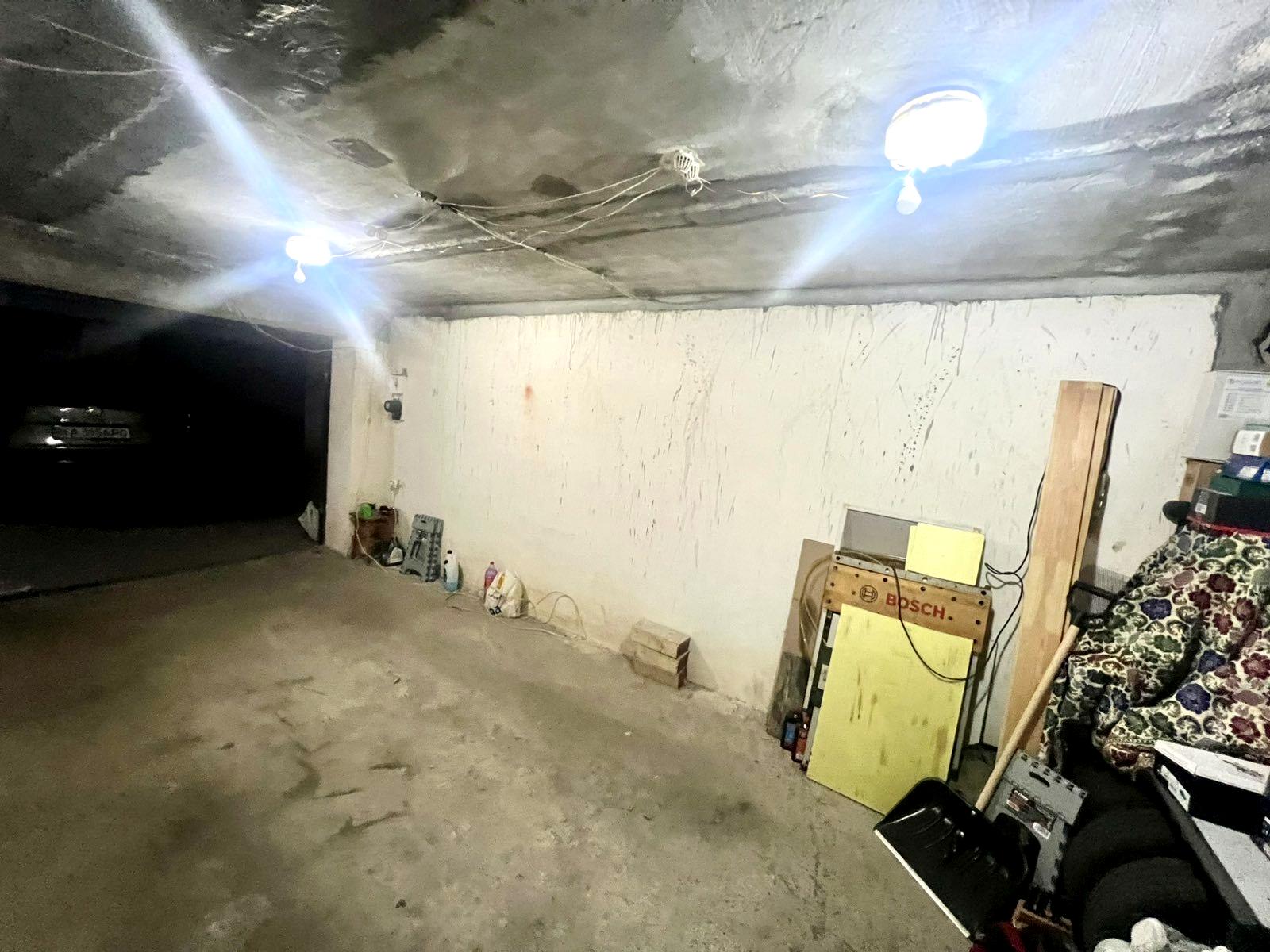 1862014584336932