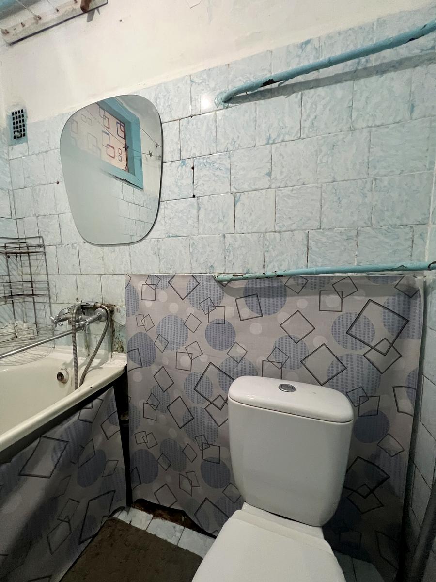 1862068738494235