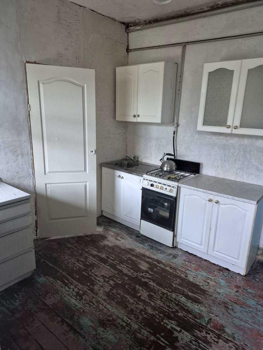 1862081893119300