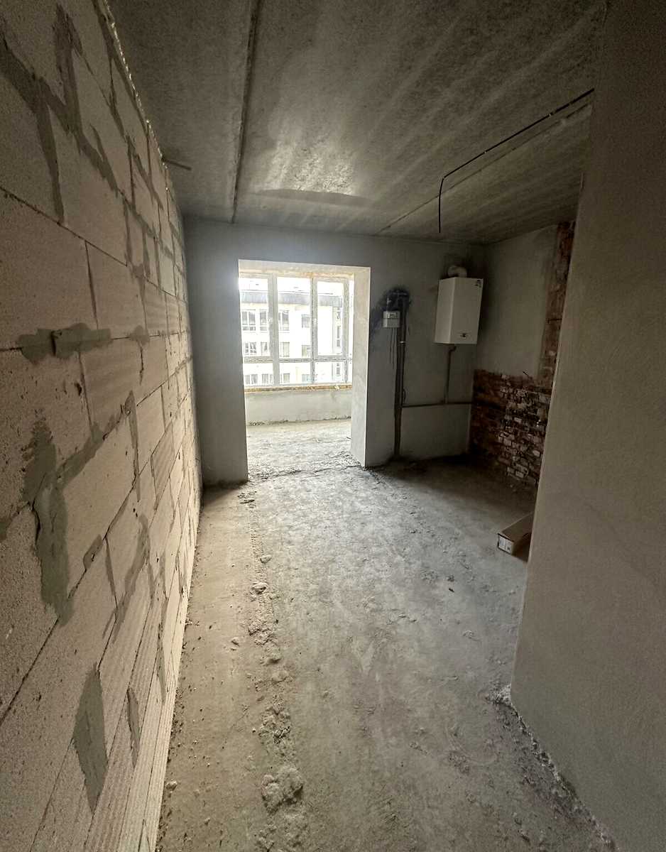 1862082338863037