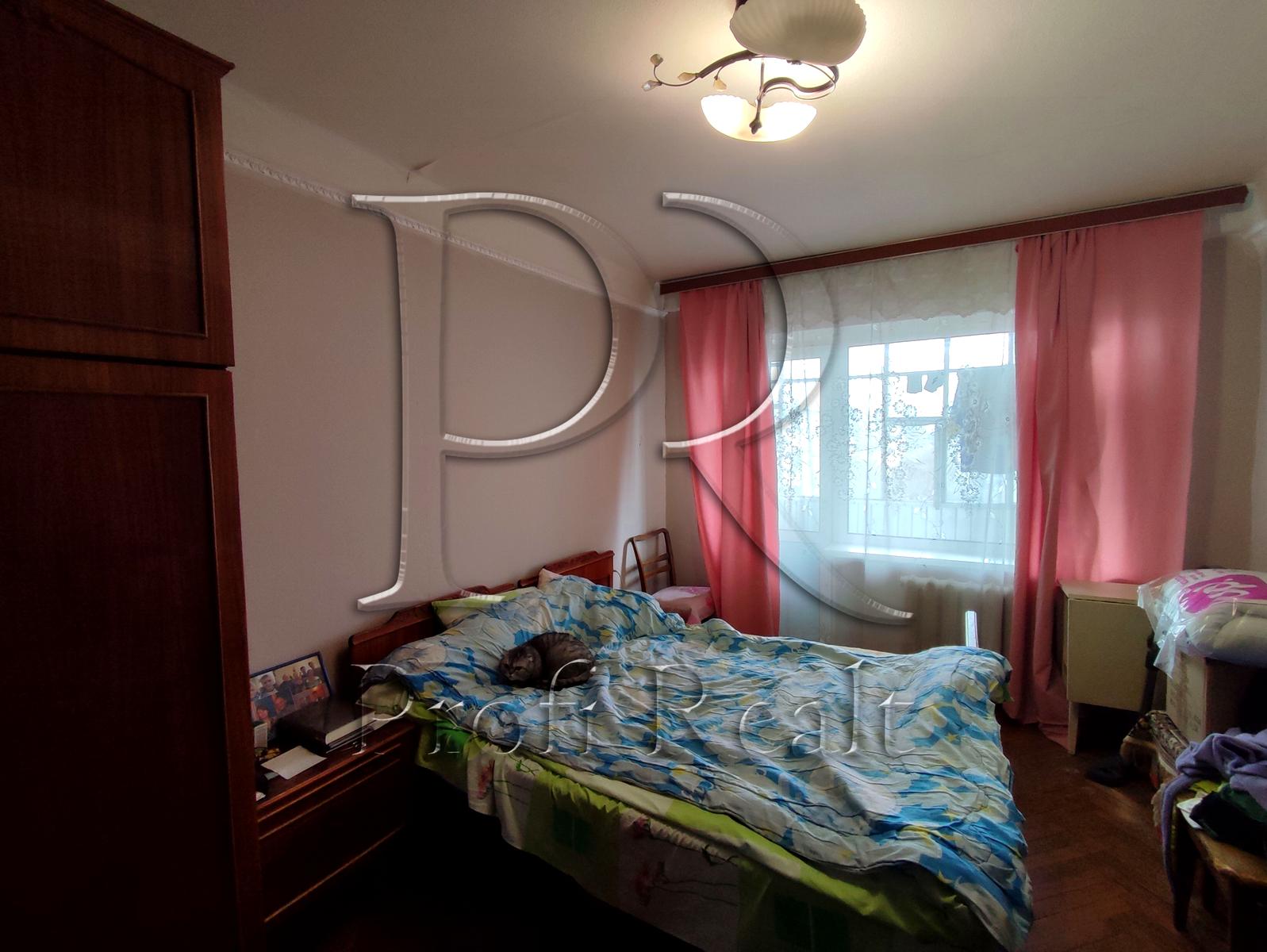 1862086700436177
