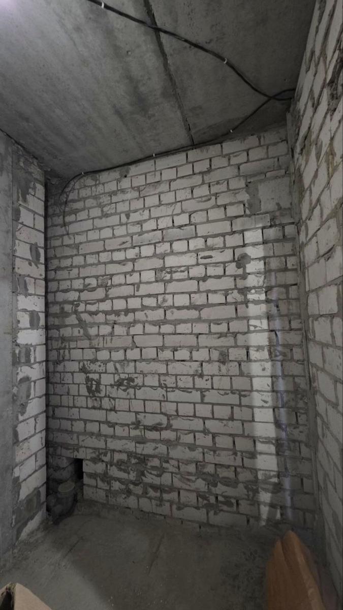 1862125835351518