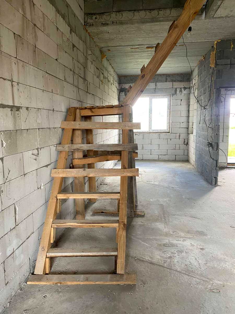 1862156859225961