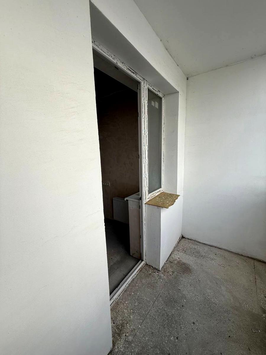 1862350856823606