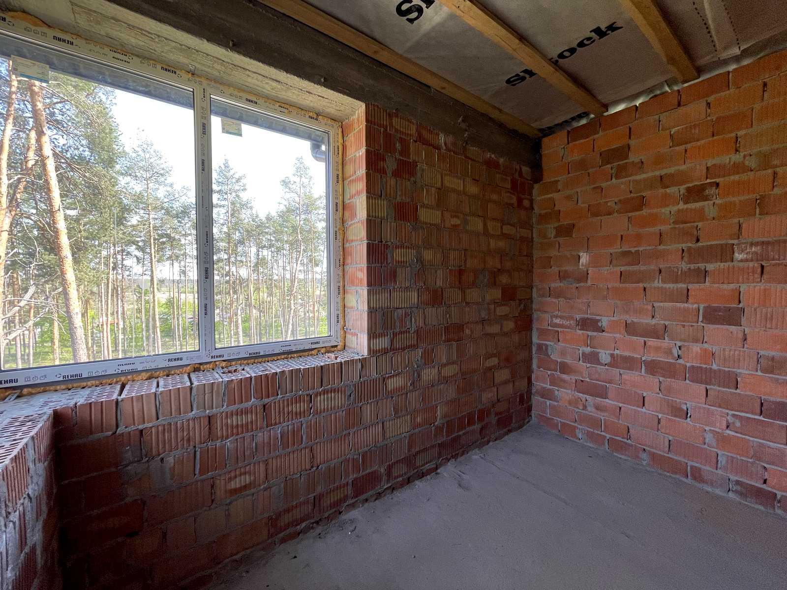 1862424882754302