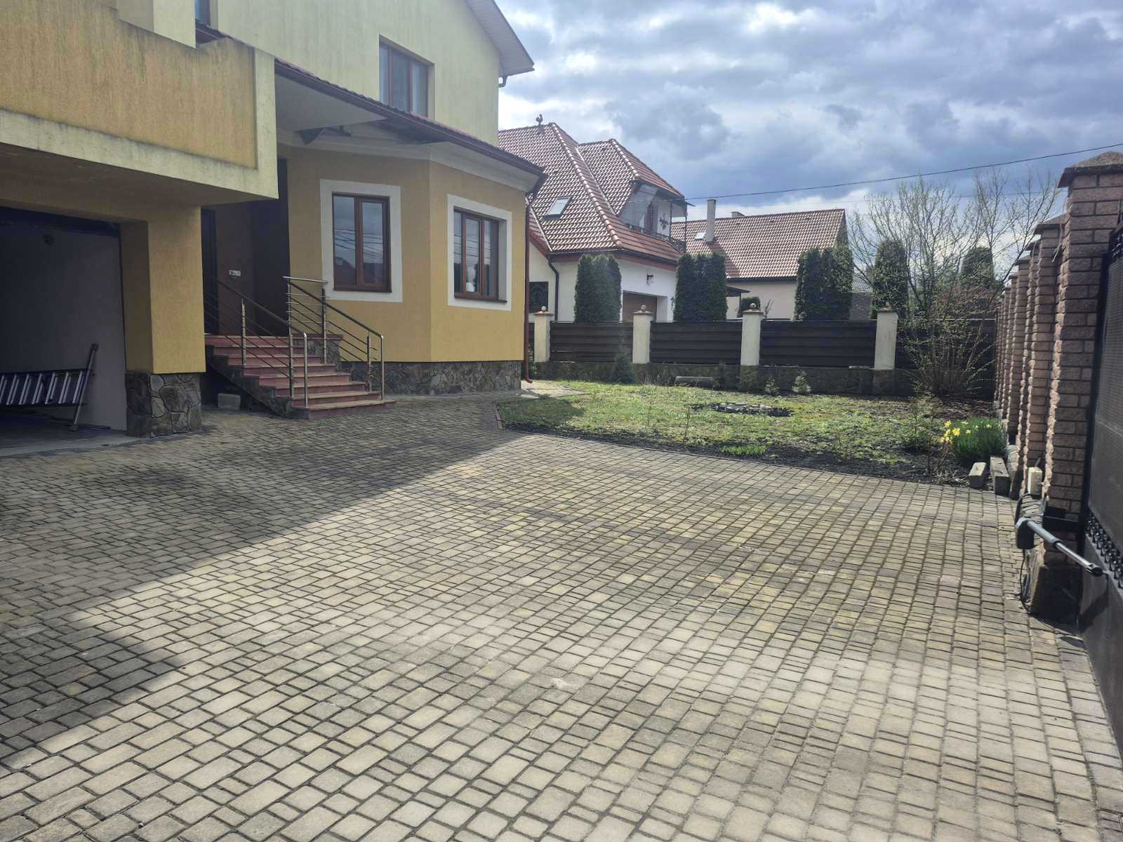 1862437511481616