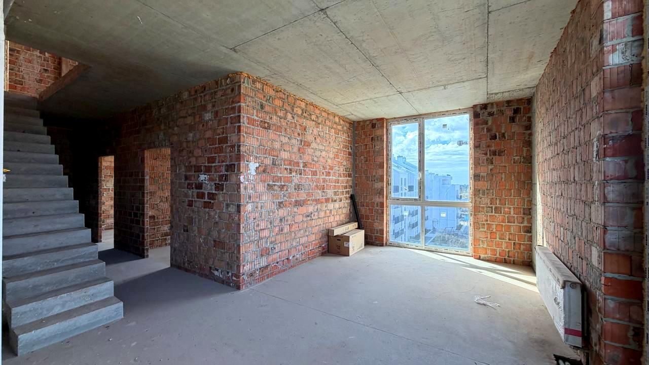 1862440301676556
