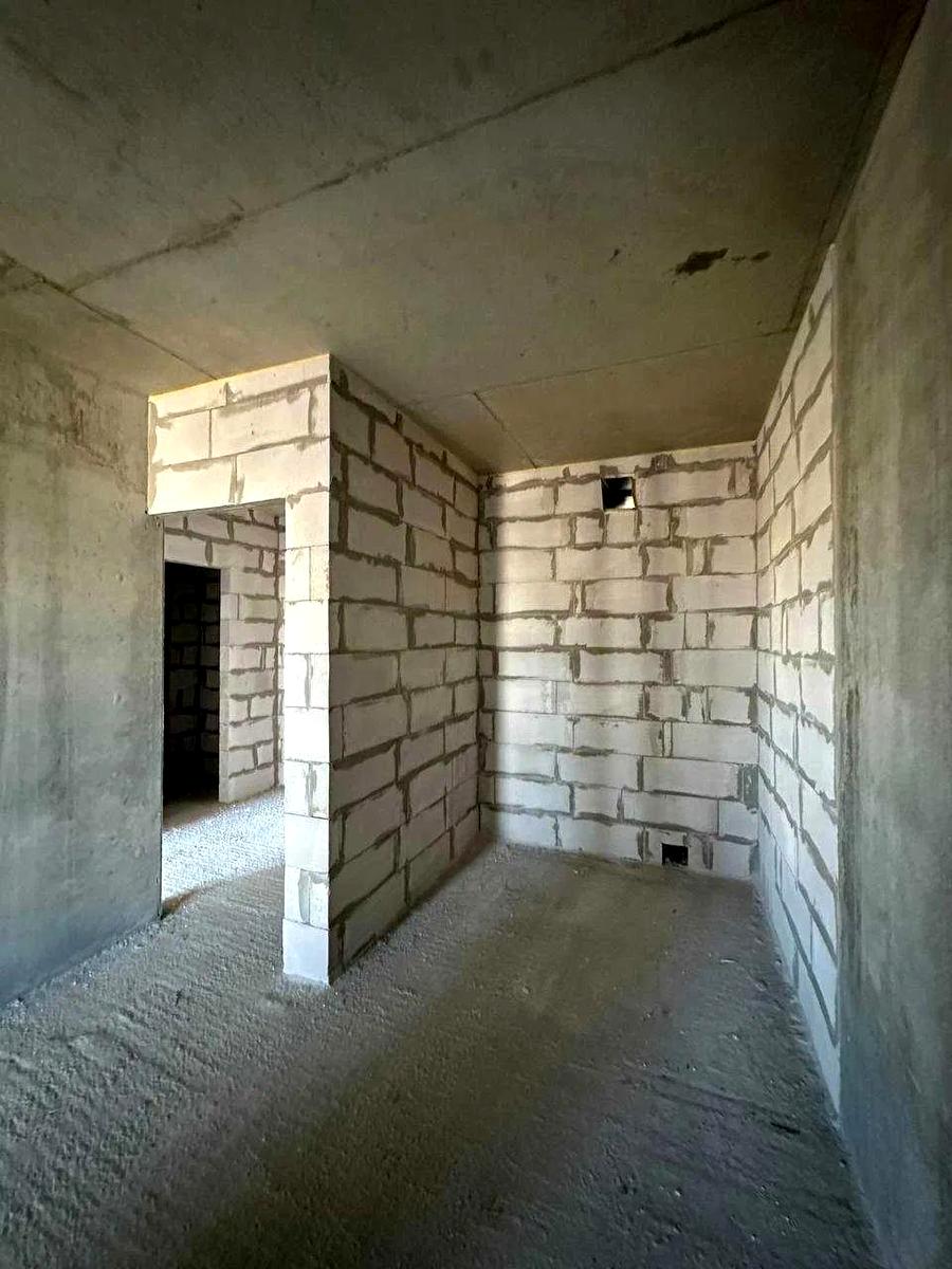 1862452695195218