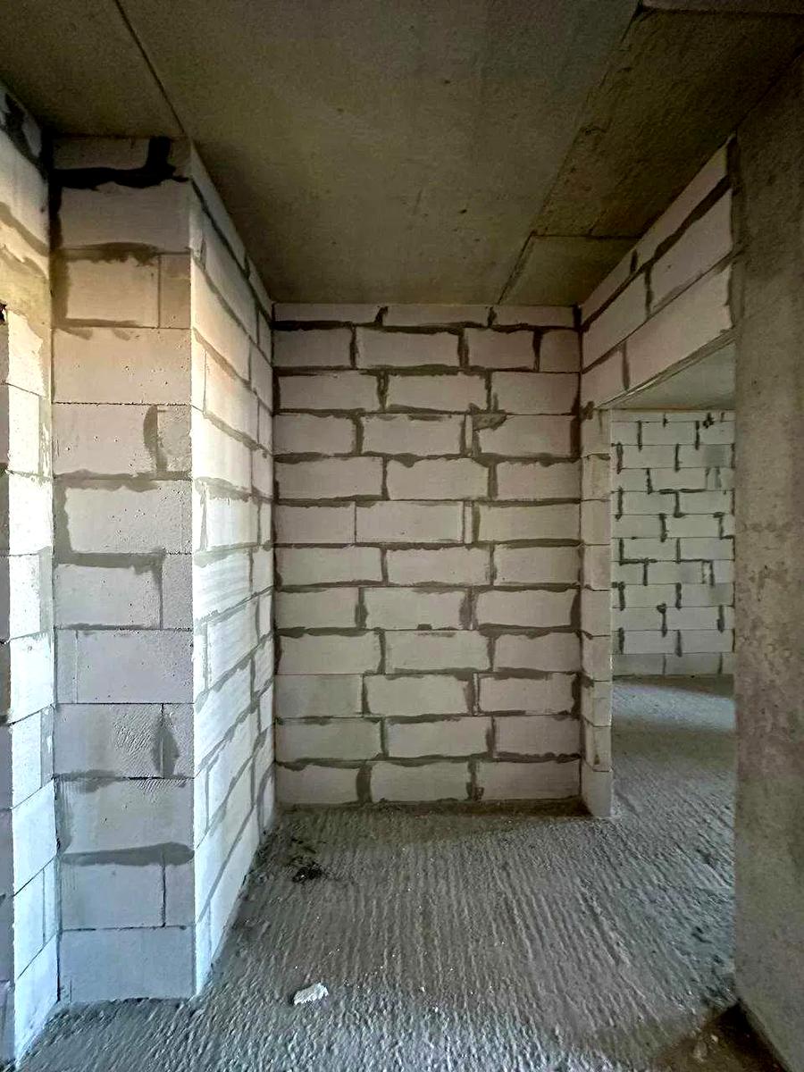 1862452695990203
