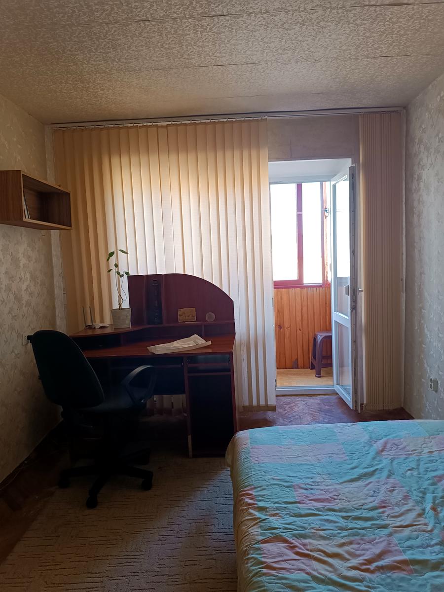 1862454480377349