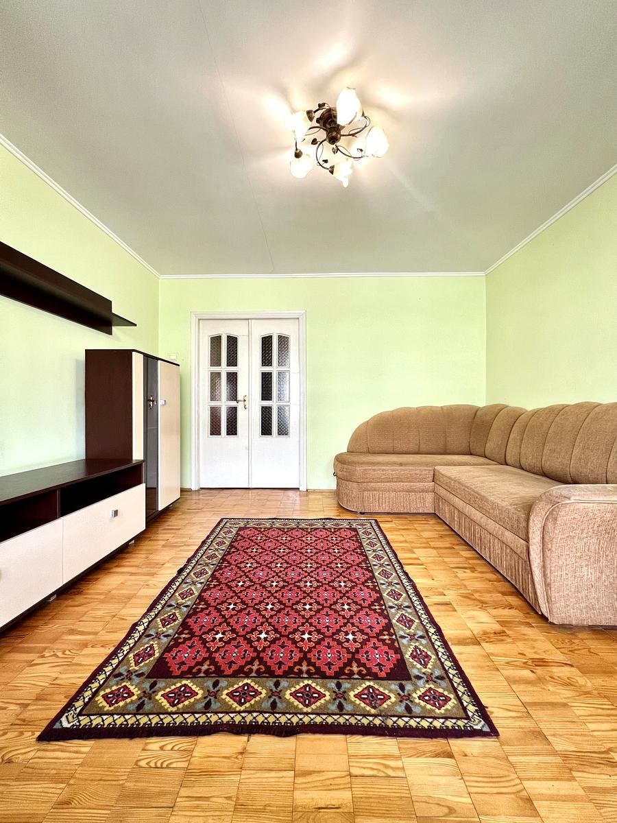 1862482722687047