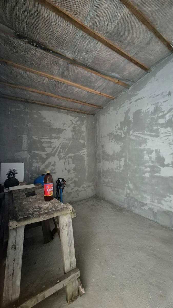 1862496823300927