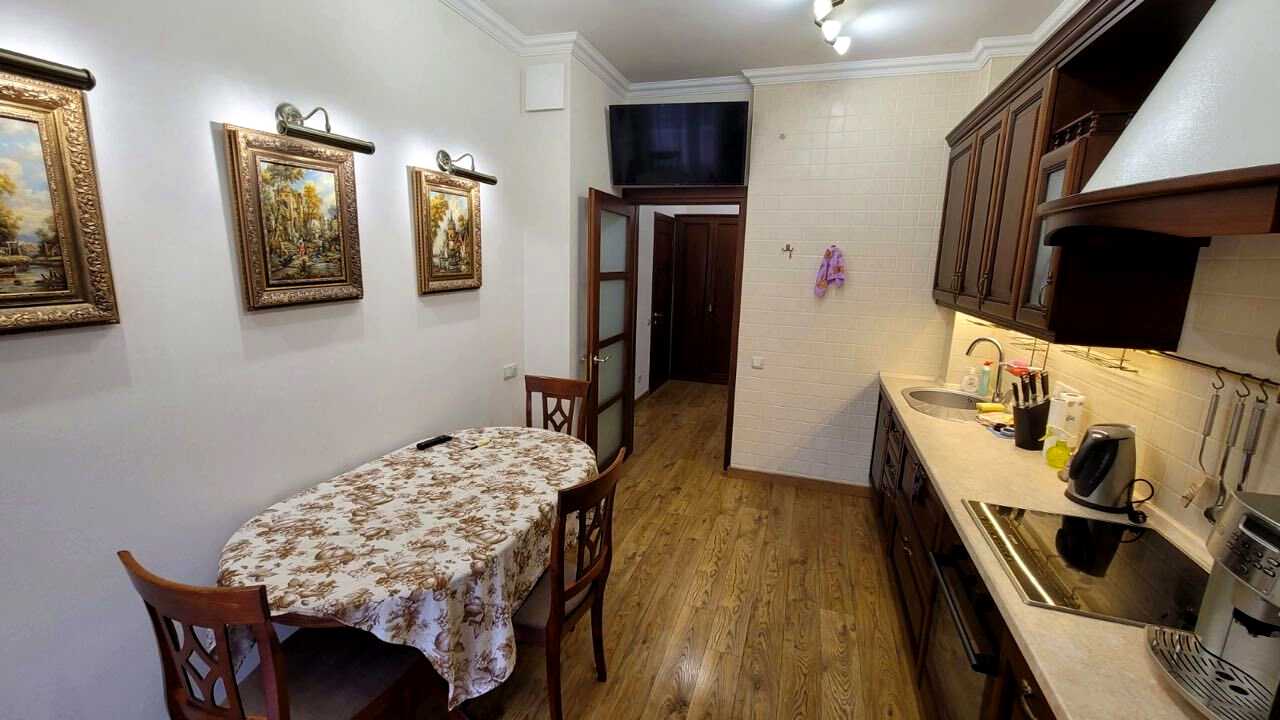 1862529412425331