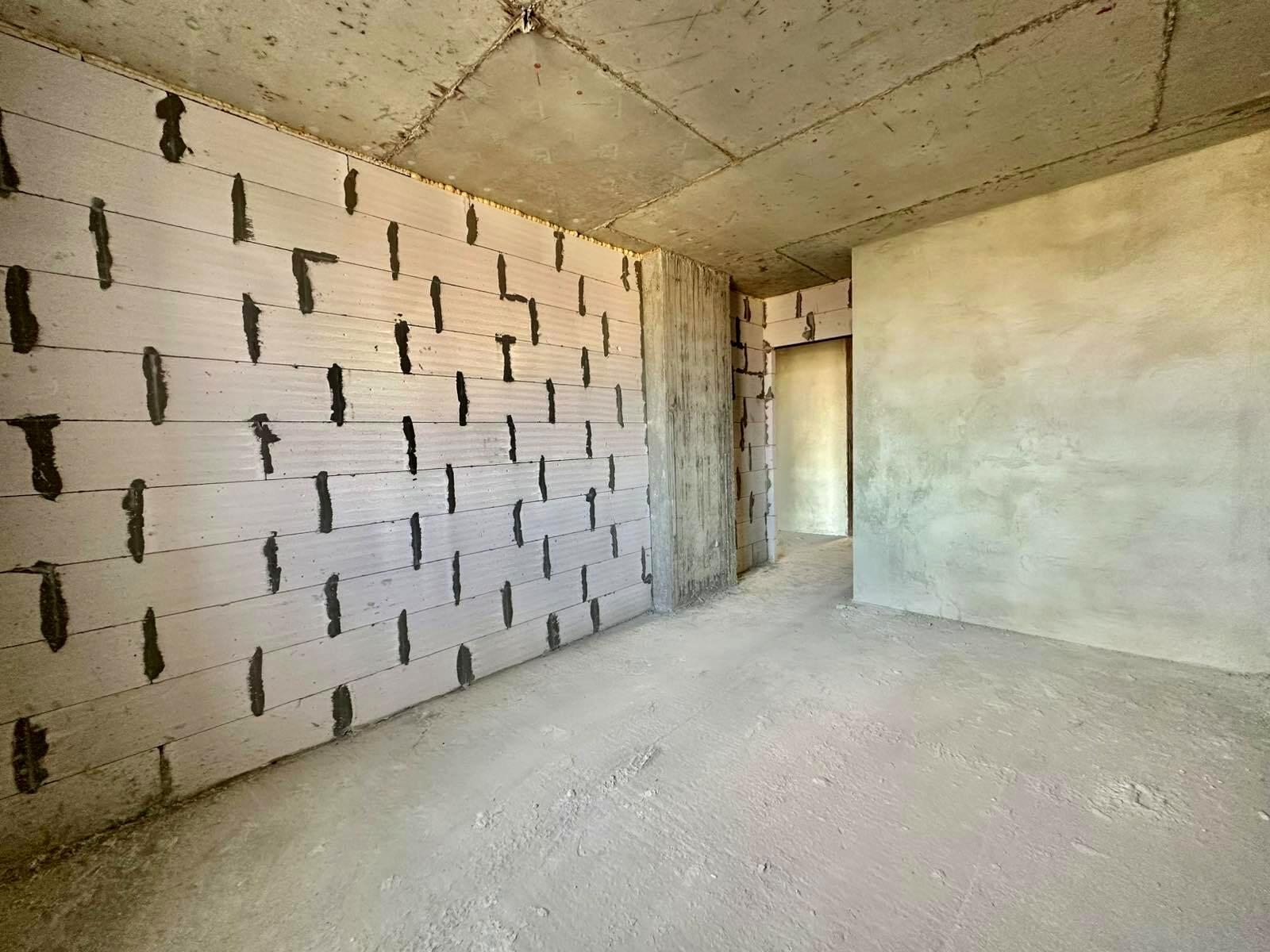 1862615995377394