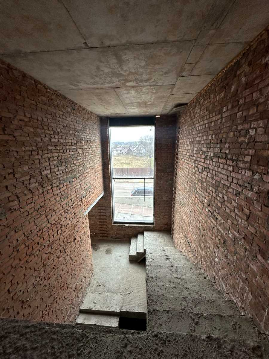 1862618772014287