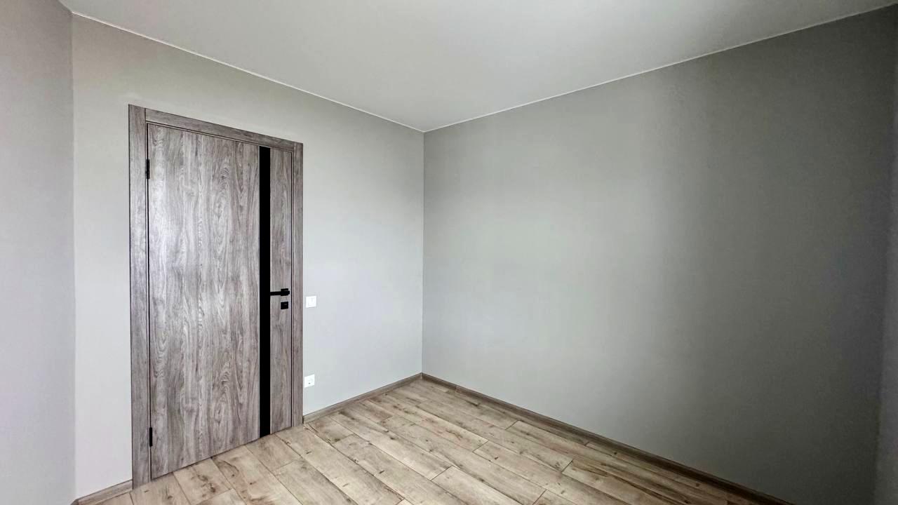 1862621821879010