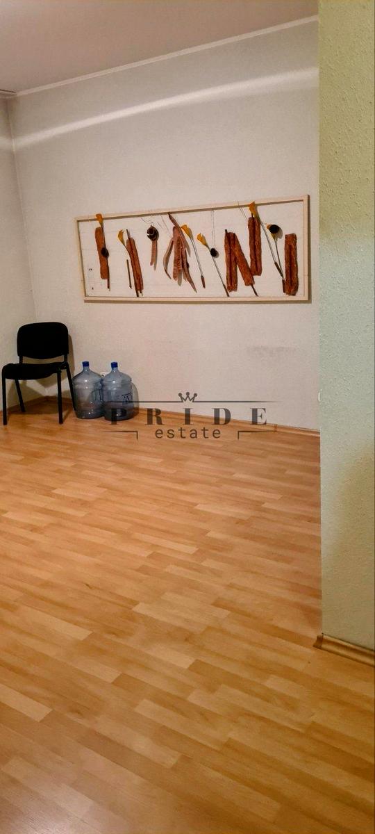 1862628518805634