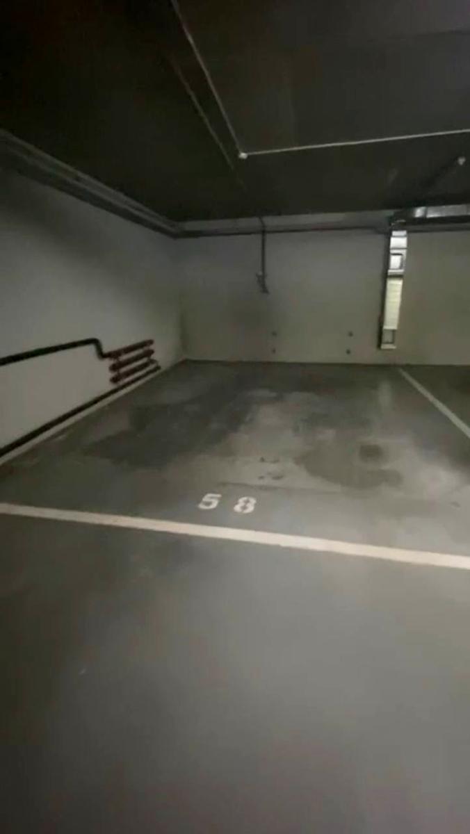 1862696226066296
