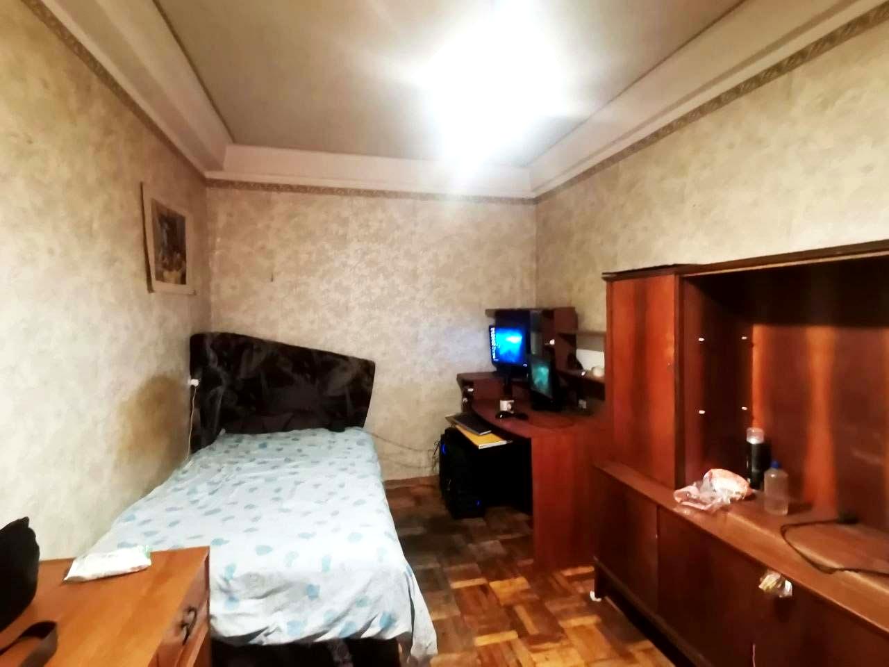 1862699693912695