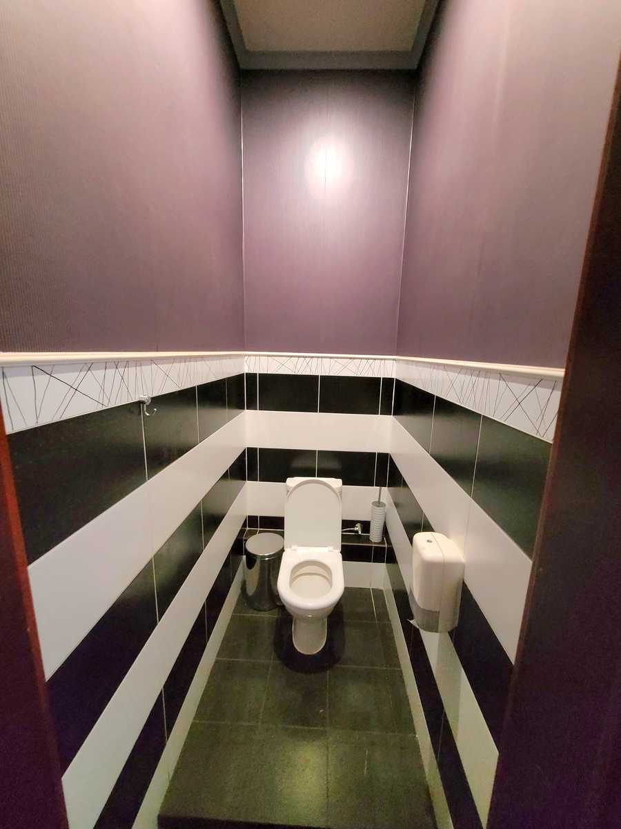 1862704056240958