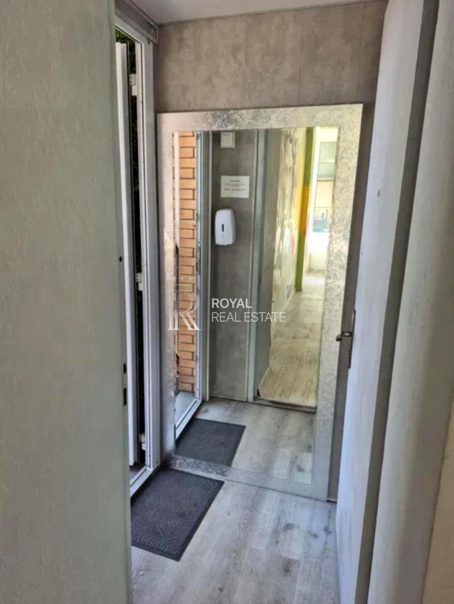 1862708558244853