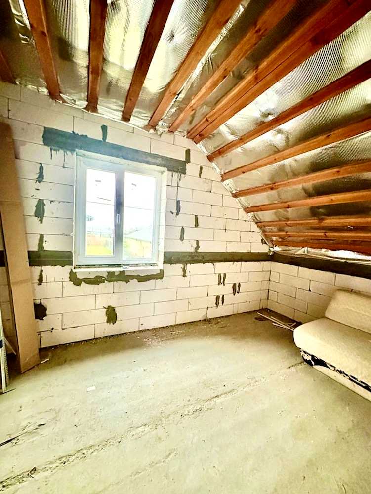 1862718787835974