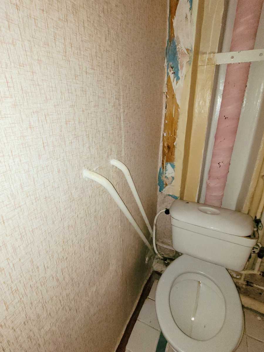 1862720553426856