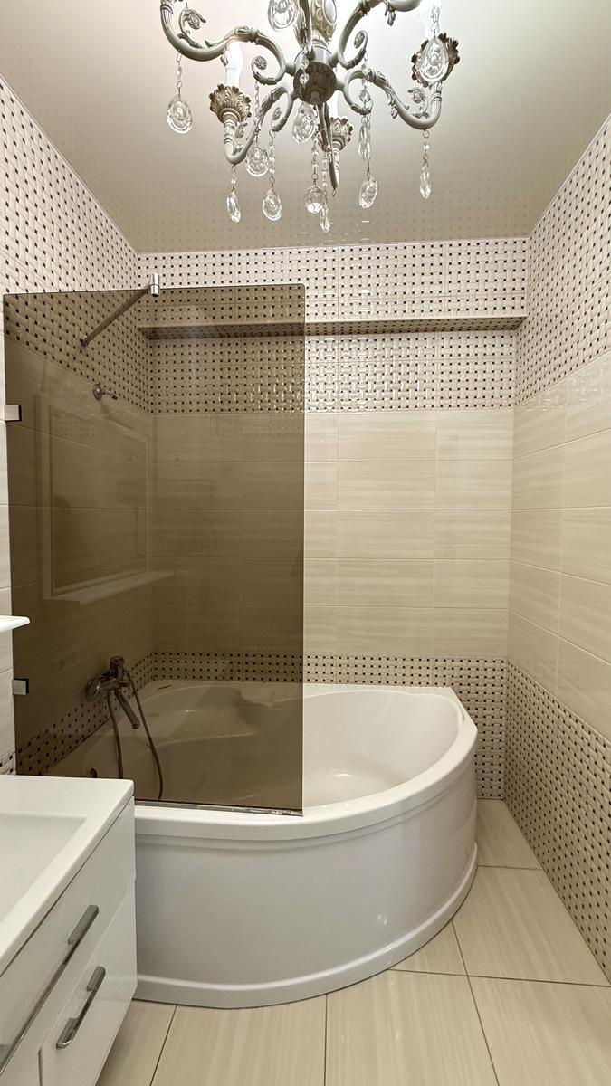 1862799938076573