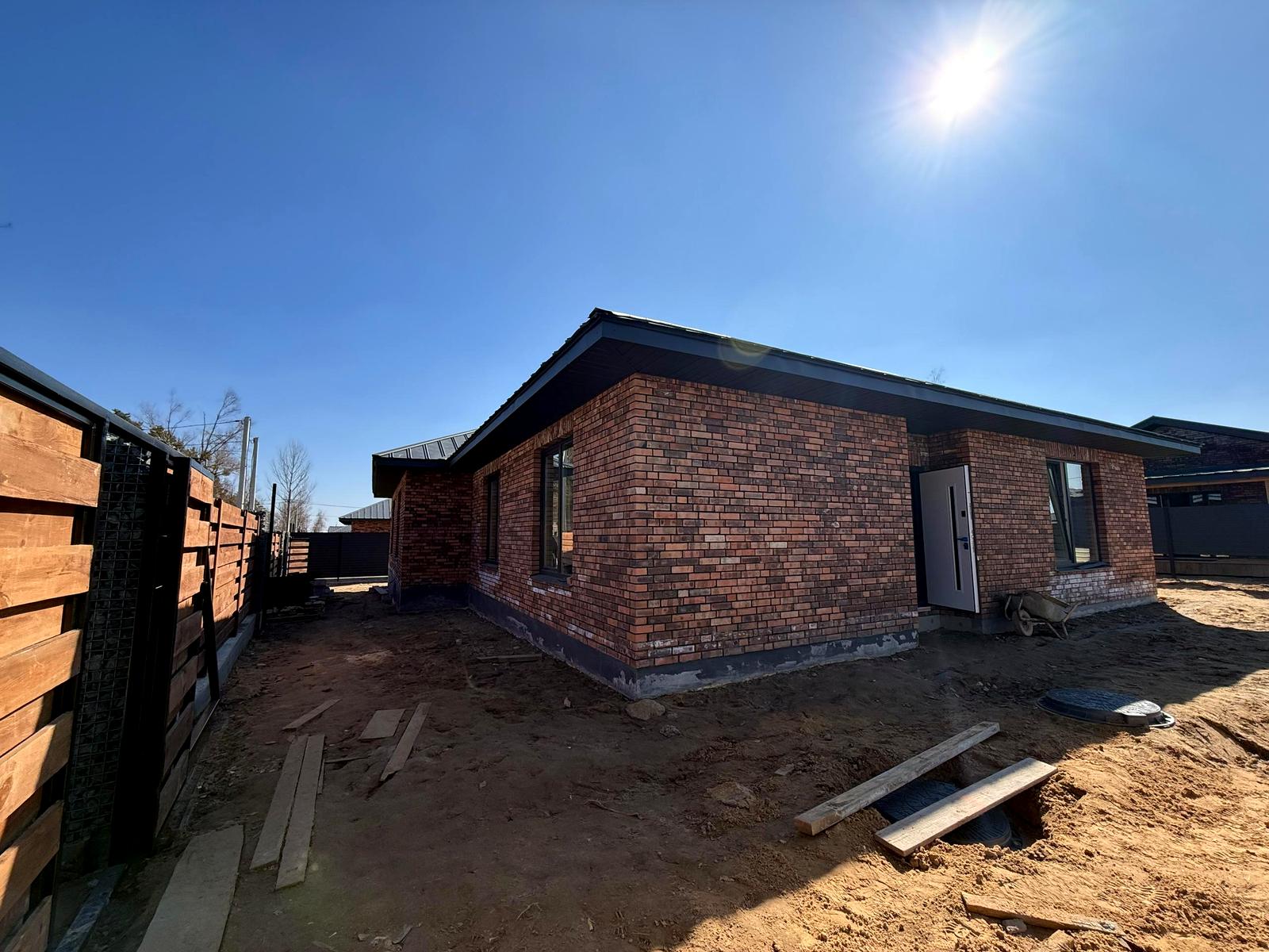 1862830833127320