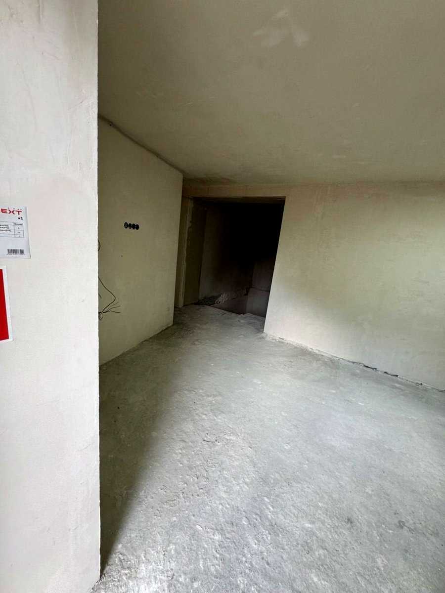 1862924037796616
