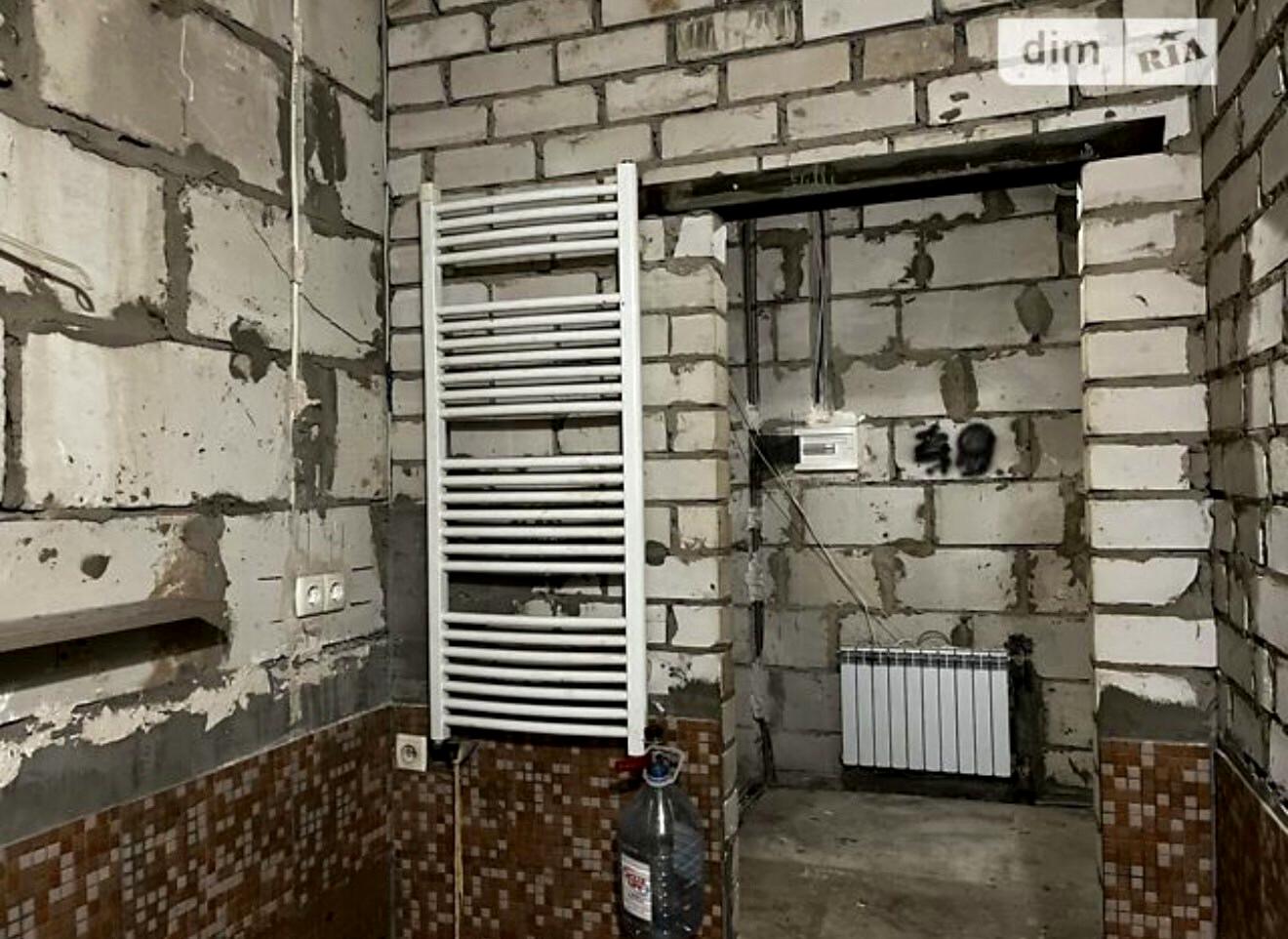 1862975816933212