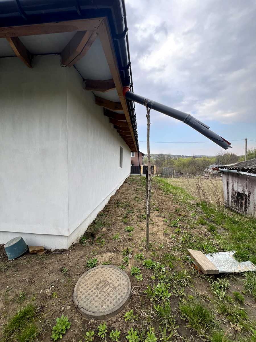 1862986024673680