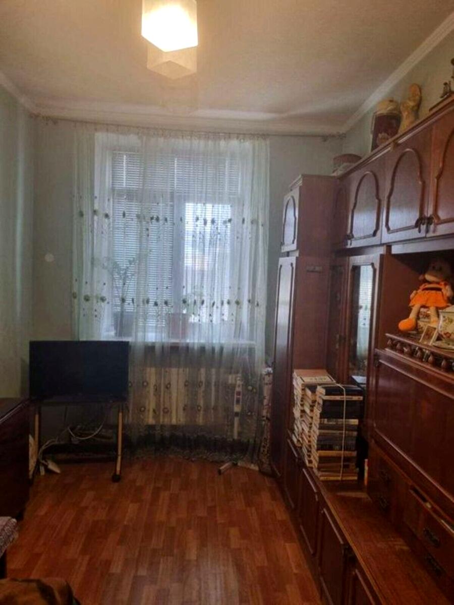 1862992942930483