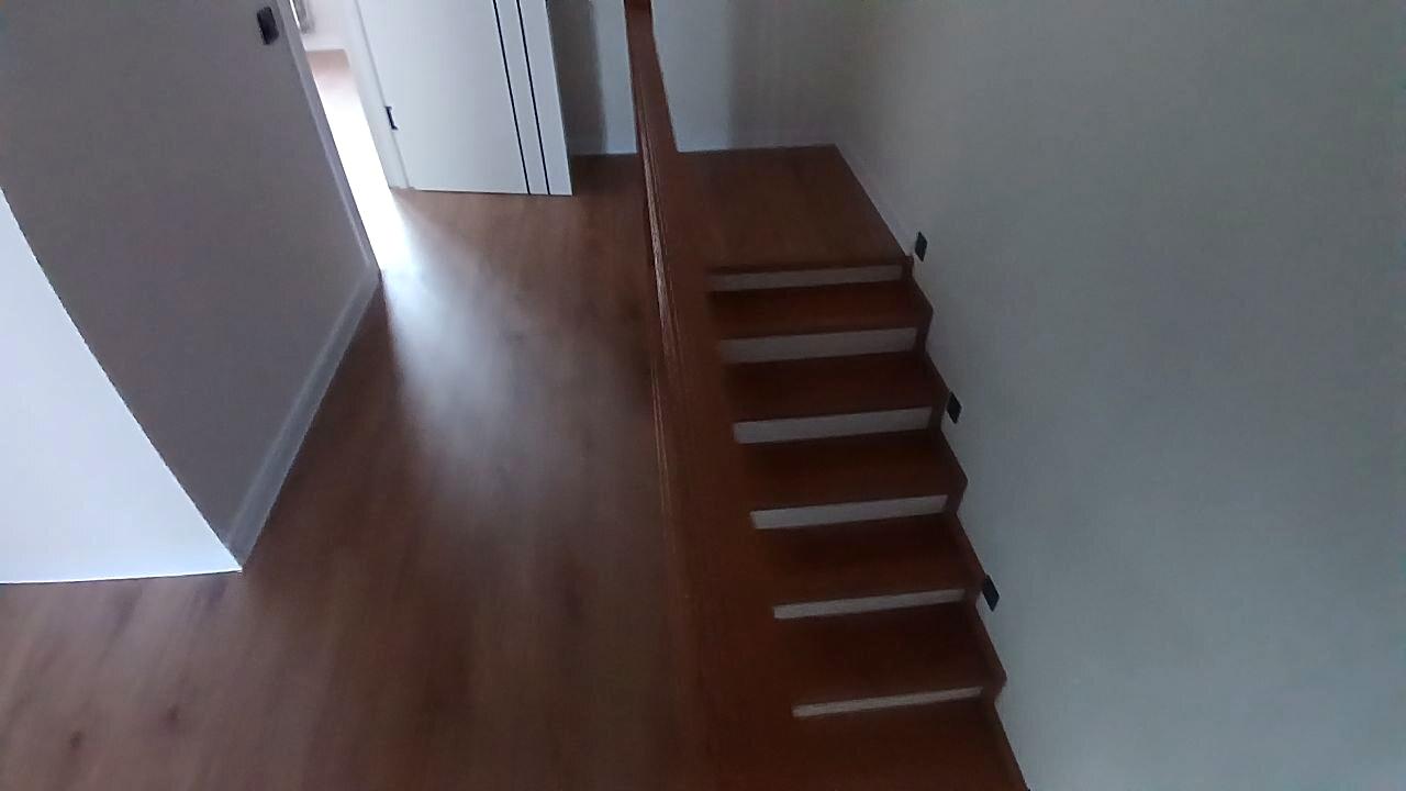 1862994774402756